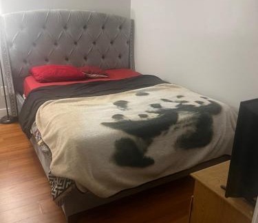 Brantford House | Homey Stay in Brantford