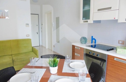 Alba Adriatica Apartment | Homiday - Felicioni Alba Adriatica, Trilocale al 1°piano