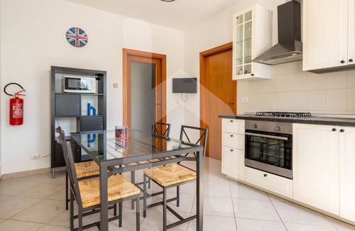 Pineto Apartment | Homiday - Via Gramsci Azzurro, Three-room apartment with terrace