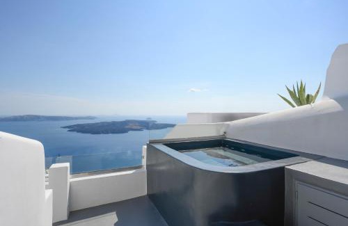 Firostefani Apartment | Hommage Suites with Caldera View Hot tub