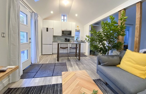 Charlottesville House | Honey B—Honey House 2. Beautiful vacation home near UVA, Monticello and downtown