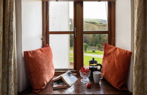 Combe Martin Apartment | Honey Buzzard Farmhouse - Luxury Cottages