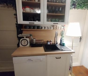 Trnovac House | Honey house Lika