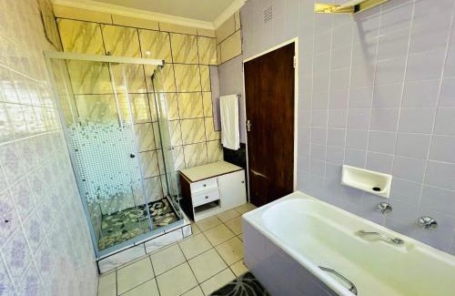 Greater Johannesburg Metropolitan Area Bed & Breakfast | Honeyhills Excellence Resorts A