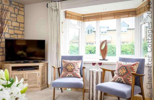 Sibford Gower House | Honeysuckle Cottage Middle Tysoe