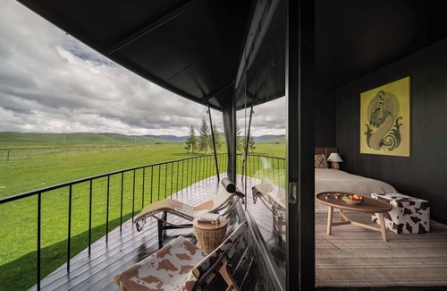 Hongyuan County Hotel | Hongyuan Weilu Nomadic Luxury Camp