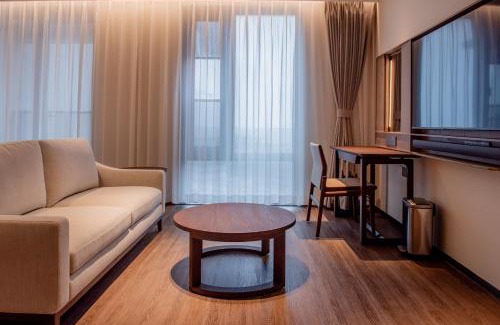 Meilan Hotel | Hong Yuan Hotel by The Crest Collection