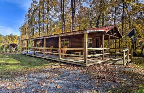 St George House | Hooah Cabin Retreat with Grill and Step-Free Access