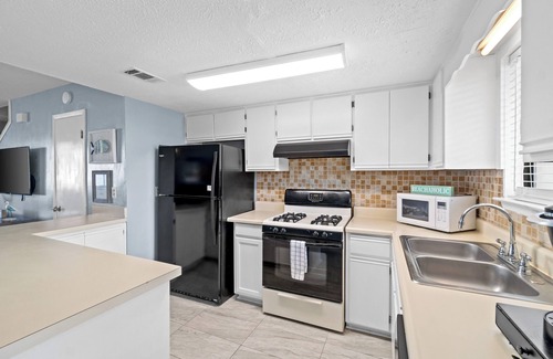 Panama City Beach Villa | Hook Wine and Sinker by Book That Condo