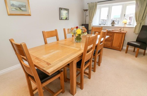 Sedgwick House | Hoopers End