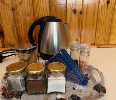 Albert Falls Apartment | Hoopoe log cabin NO 2