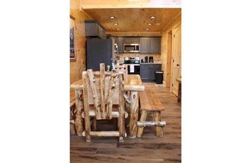 Cosby Cabin | Hoot Haus New Cabin-Mtn Views from Valley-Mesmerizing