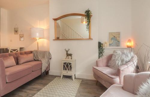 Hythe House | Hope Cottage