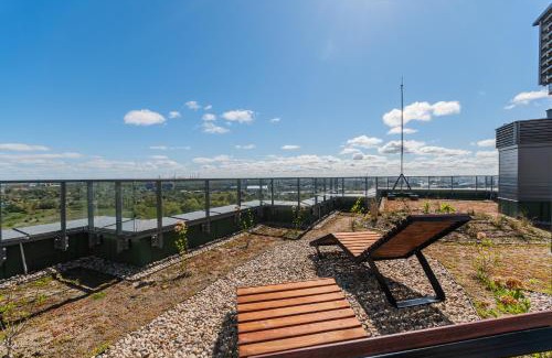 Nowy Port Apartment | Horizon Sauna & Jacuzzi & Parking by Grand Apartme