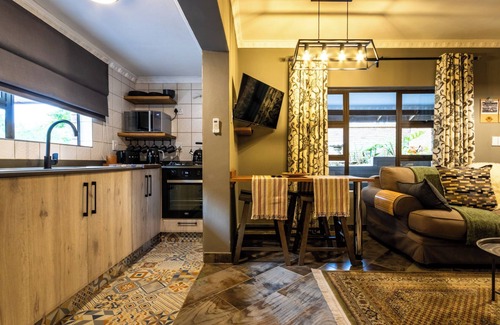 St. Lucia Apartment | Hornbill Family Suites