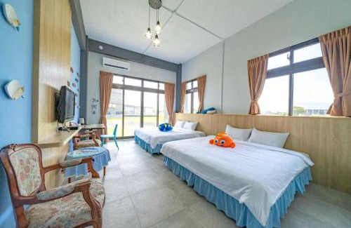 Yuanshan House | Horse Riding Next Door