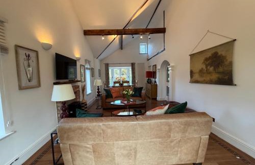 Pudleston House | Horseshoe House at Pudleston Court