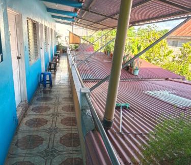 Flores House | Hospedaje doña Gladys