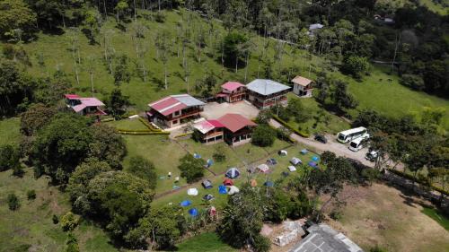 San Agustin Hotel | Hospedaje y Camping Buena Vista