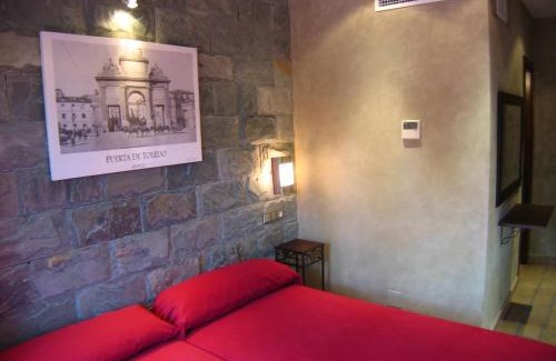 Estremera House | Hospedería El Convento