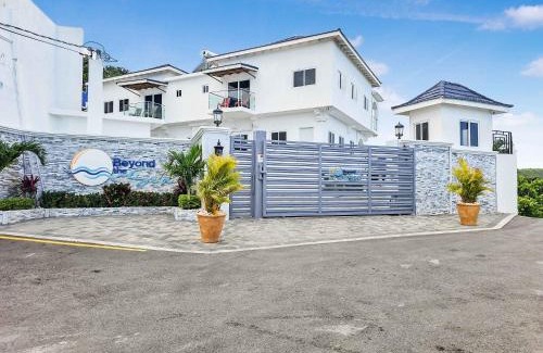 St.Bran's Burg Villa | Hospitality Expert Bts 10BR Pool Beach
