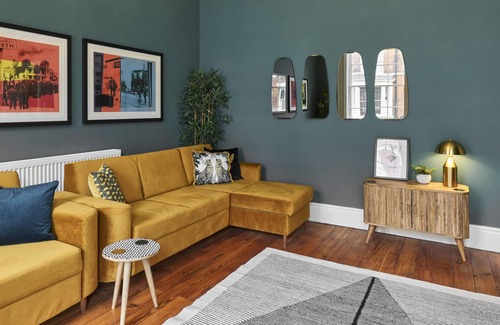 Hope Street Apartment | Host Apartments The Falkner Quarters I