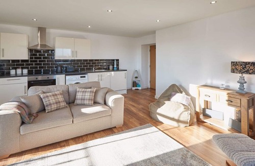 West Cliff Apartment | Host & Stay | Abbey Court Apartment
