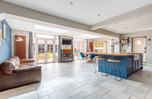 Filby Cottage | Host & Stay | Church Lane Cottage