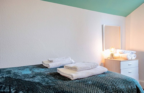 Worcester House | Host & Stay | Compton House