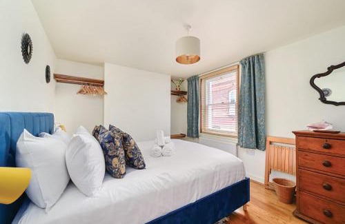 Brighton City Centre House | Host & Stay - Foundry Colours