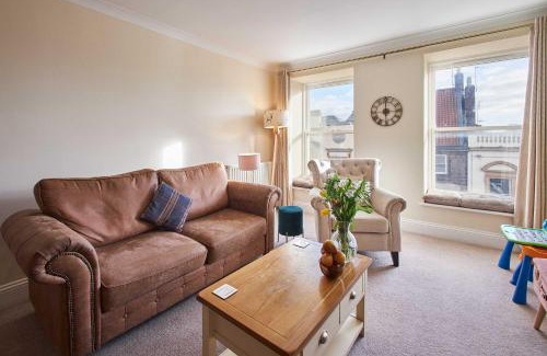 Berwick-upon-Tweed Apartment | Host & Stay - Hide Hill Apartments