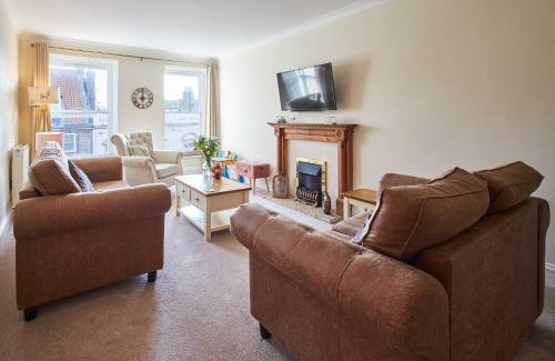 Berwick-upon-Tweed Apartment | Host & Stay - Hide Hill Apartments