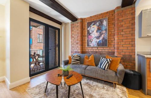 St George's Quarter Apartment | Host & Stay - Queen Square Apartment