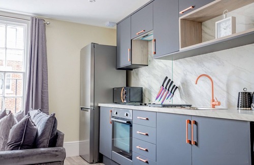 Worcester Condo | Host & Stay | Shaw Street Suite