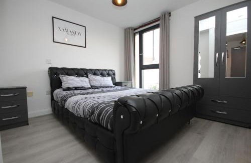 Gay Village Apartment | Host & Stay - Southside Apartment