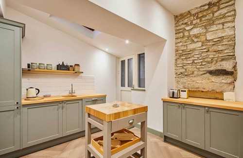 Richmond House | Host & Stay | Temple Terrace