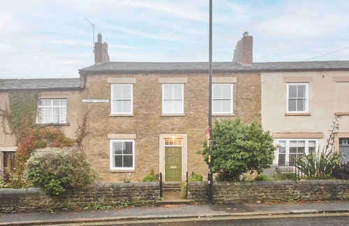 Richmond House | Host & Stay | Temple Terrace