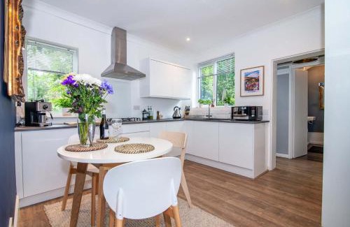 Worcester House | Host & Stay - Terrace House on Canal