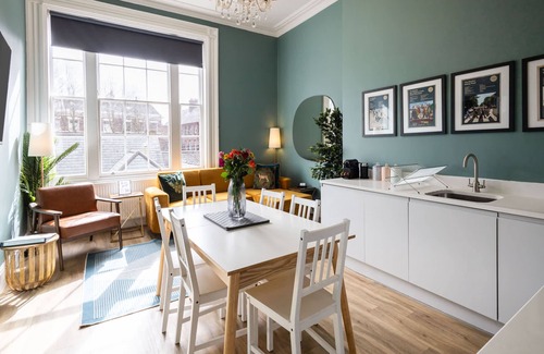 Hope Street Apartment | Host Stay The Falkner Quarters I and II