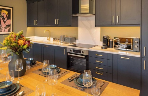 Georgian Quarter Apartment | Host & Stay | The Georgian Quarter @ Catharine III