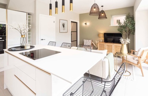 Hereford House | Host & Stay | The School House