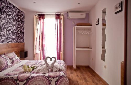 Malasana House | Hostal Abel Victoriano