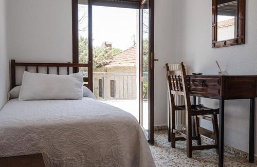 Colmenarejo House | Hostal Desde 1972 Yusta