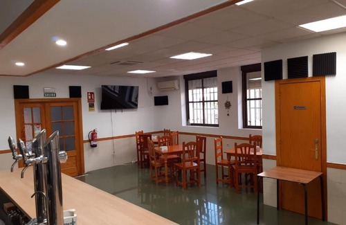 Calzadilla Hotel | Hostal Extrelucía
