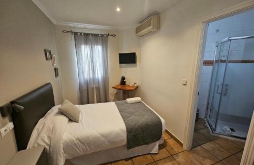 Toledo City Center House | Hostal La Campana