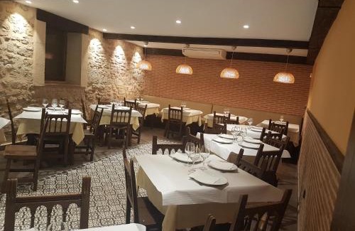 Siguenza House | Hostal Mesón Castilla