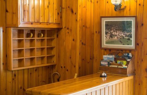Sarvise House | Hostal Pirineos Sarvisé