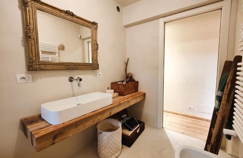 Sestriere Apartment | Hostdomus - Modern Loft