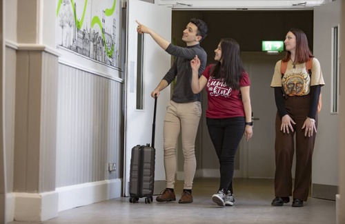 Broadstone Hostel | Hostel ∙ 8 guests