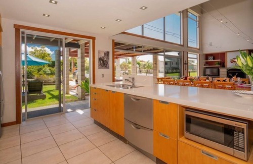 Whitianga House | Hosts on the Coast Whitianga Bliss
